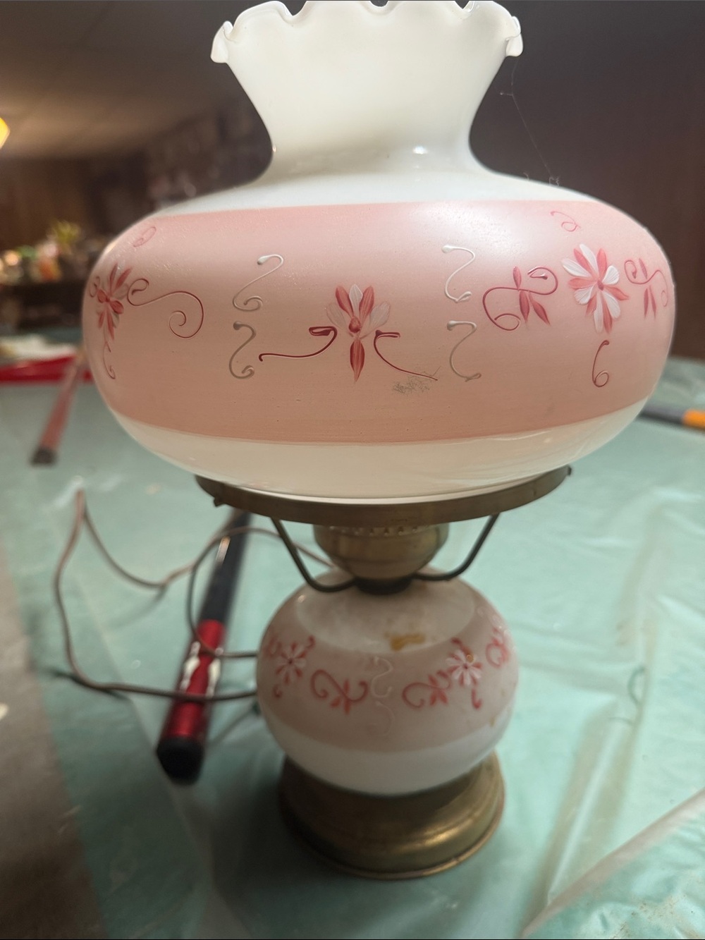 Retro Pink and White Glass Table Lamp - Decorative Home Accent